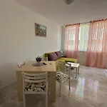 Apartament Oazis Rawda